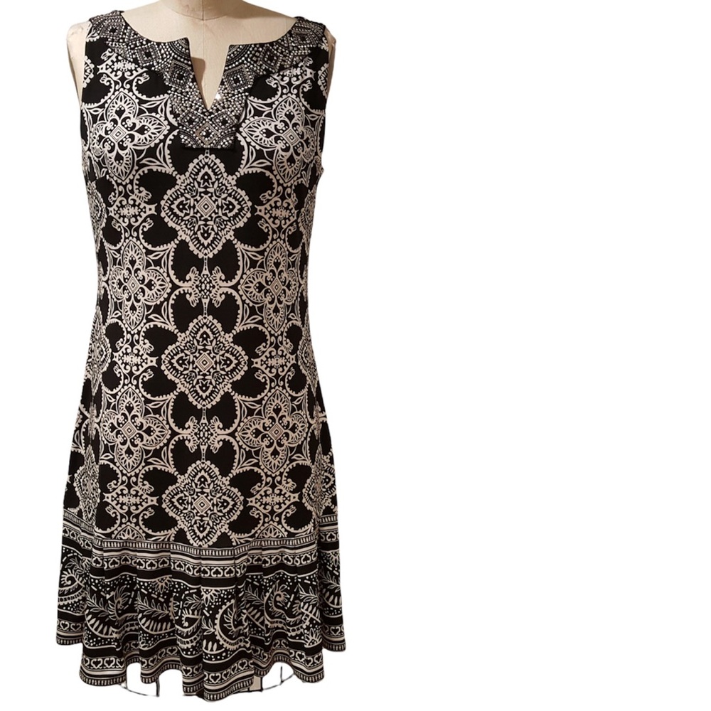 White House Black Market Women’s sleeveless dress Size S
